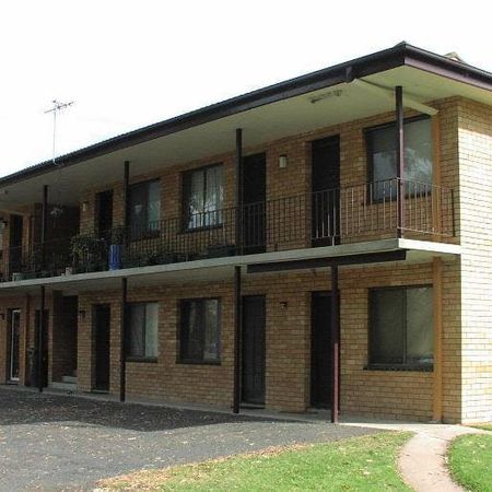 PERFECT SIZE FOR ONE, WALK TO TOWN! - Photo 4