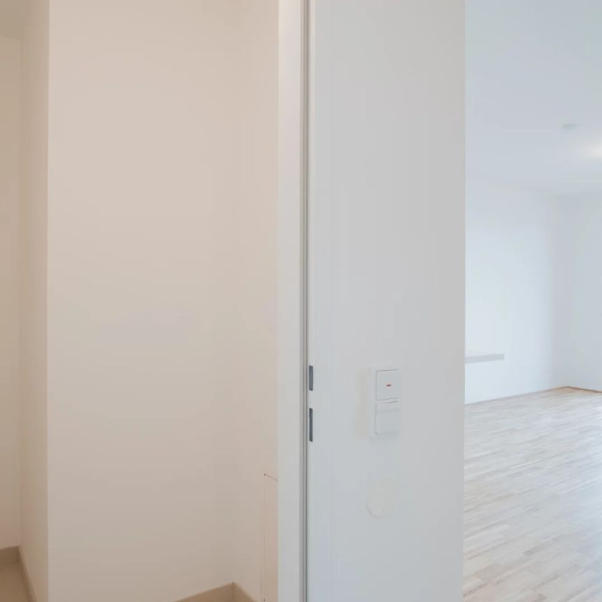 Schöne 2-Zimmer-Balkonwohnung mit Fußbodenkühlung! U6 Floridsdorf! - Photo 1