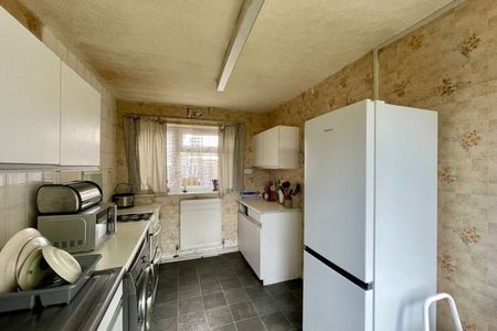 Room in a Shared House, Leslie St, M14 - Photo 5