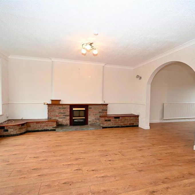 74 Downshire Road, Carrickfergus, BT38 7LD - Photo 1