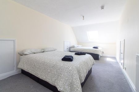 Brookvale Road,Southampton - Photo 3