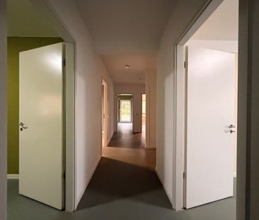 Familienfreundliche 4 Zimmer Wohnung mit Garten - Photo 5