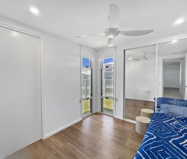 1/17 Sunflower Crescent, Nirimba QLD 4551 - House For Rent | Domain - Photo 3