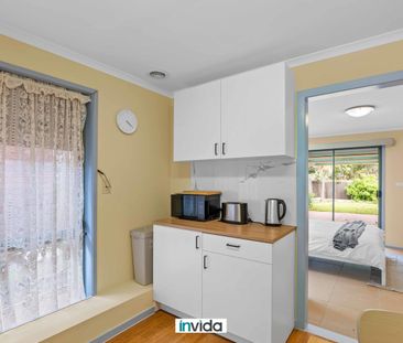 Smart share living in a connected location Roxburgh Park - Private ... - Photo 4