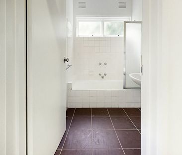3/15 Kent Street, Kew VIC 3101 - Photo 2
