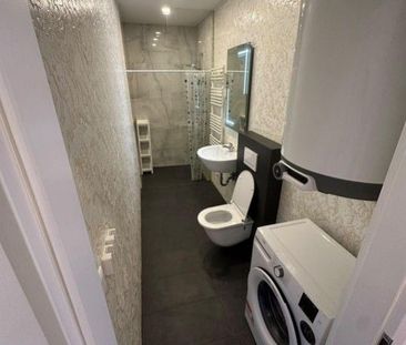 Apartment for rent, 2+kk - 1 bedroom, 80m - Photo 1