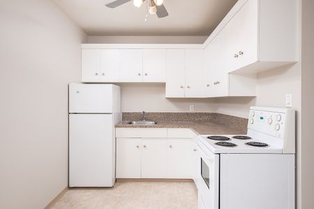 Centerpoint - Photo 5