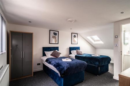 1 bedroom in a house share to rent - Photo 5