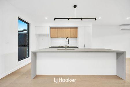 (ONLY 2A PATRICIA COURT IS NOW AVAILABLE (2B and 2C is now Leased) - Photo 4