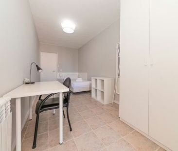 Ronda de las Cooperativas, Madrid, Community of Madrid 28041 - Photo 6