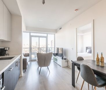 Queen Street West - Photo 3