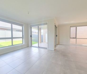 Family Home - Photo 2