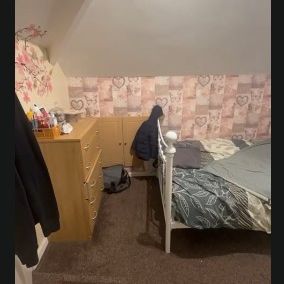 Room in a Shared House, Fearnville Place, LS8 - Photo 3