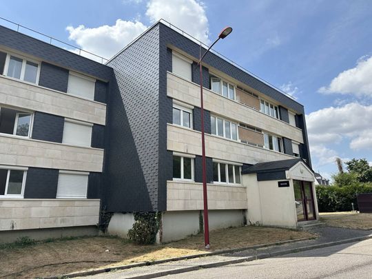 PONT AUTHOU - T3 de 65 m² - Photo 1