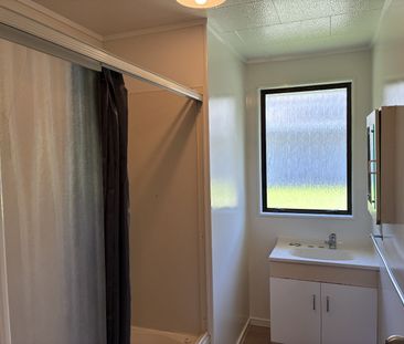 Lovely Family Home - Photo 2