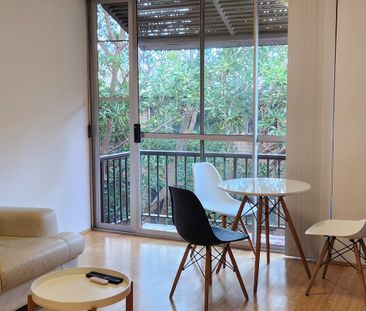 Glebe - Photo 2