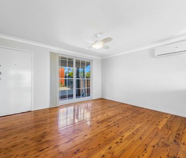 BEAUTIFUL THREE BEDROOM HOME IN MINTO FOR LEASE! - Photo 6