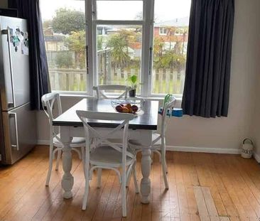 Spacious 3-Bedroom Family Home for Rent Ã¢ÂÂ Perfect Location in ... - Photo 2