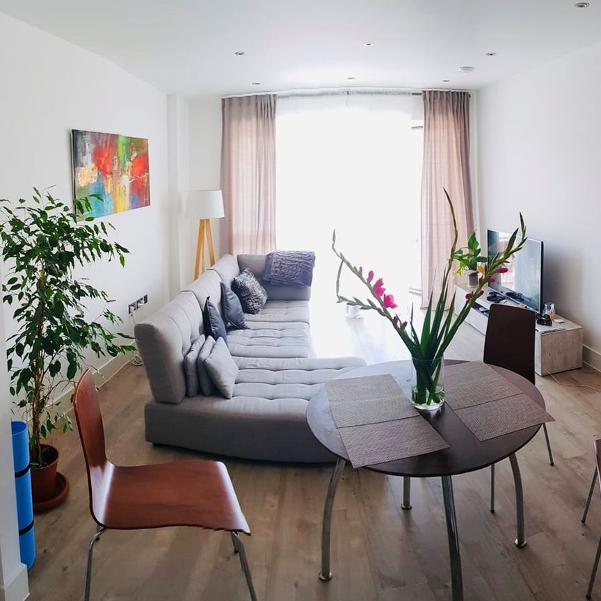 1 Bed Flat, Lyon Road, HA1 - Photo 1