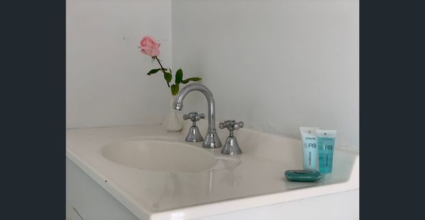 Classic federation home with beautiful back garden in the heart of Subiaco. - Photo 1