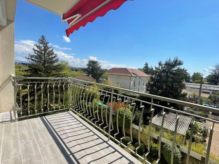 Location Appartement 3 pièces 72m² GUILHERAND GRANGES 07500 - Photo 5