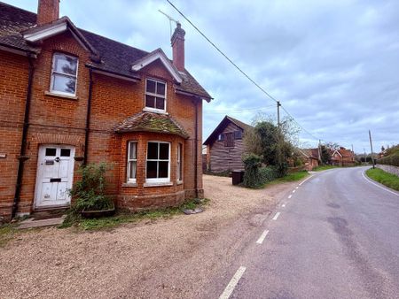 Mill Farm House, Romsey, Hampshire - Photo 4