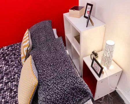 Via Cosseria, Milan, Lombardy 20136 - Photo 2