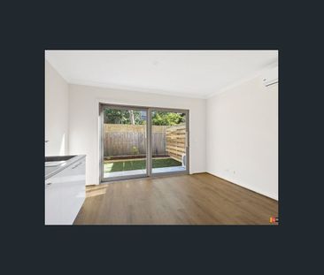 Room 3/93 McMahons Road, Frankston, Vic 3199 - Photo 3