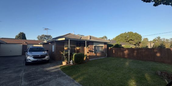 Low Maintenance Family Home - Photo 3