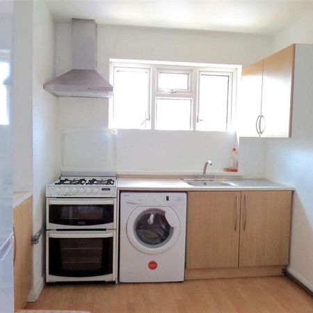1 bedroom flat to rent - Photo 3