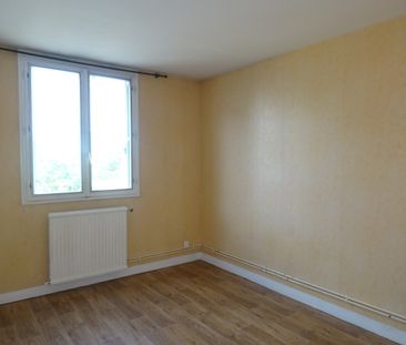 Location Appartement 4 Pièces 97 m² - Photo 2