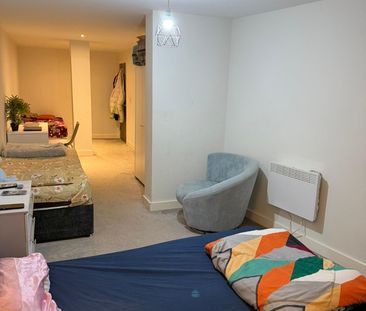 2 Bed Flat, Agin Court, LE1 - Photo 3