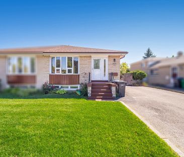 For Lease - 61 Avondale Boulevard, Brampton, Ontario - Photo 3