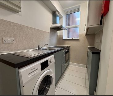 Studio Flat, Mere Road, LE5 - Photo 1