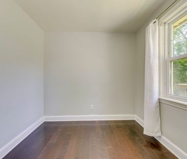 For Lease - 2048 Edinburgh (Main Level) Drive, Burlington, Ontario - Photo 5