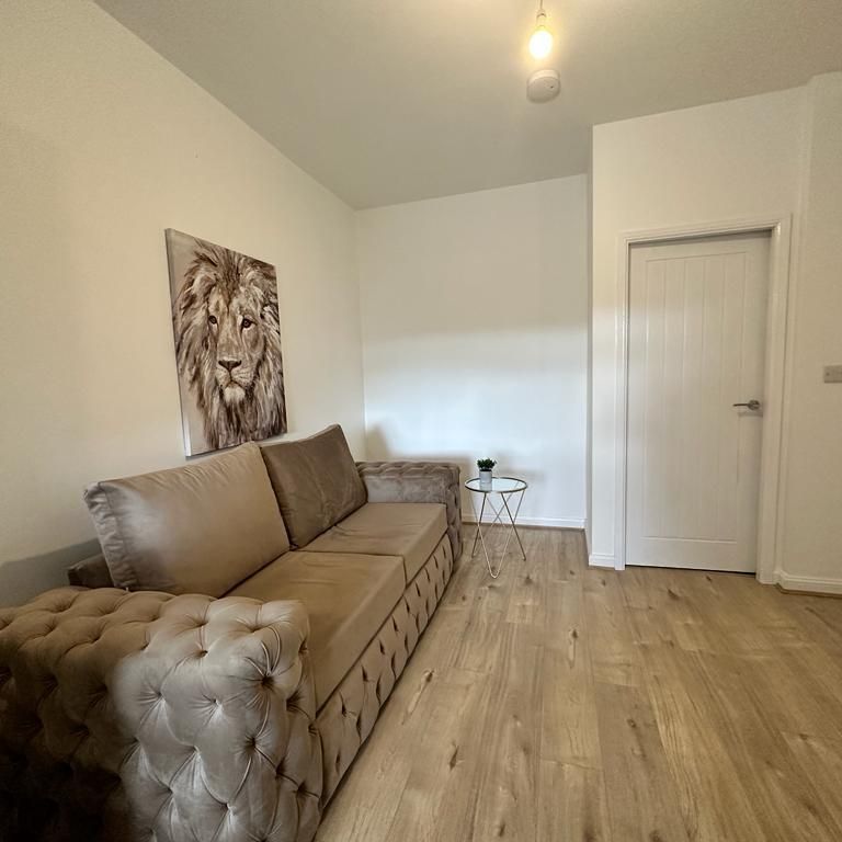 1 bed house share to rent in Brunshaw Road, Burnley, BB10 - Photo 1