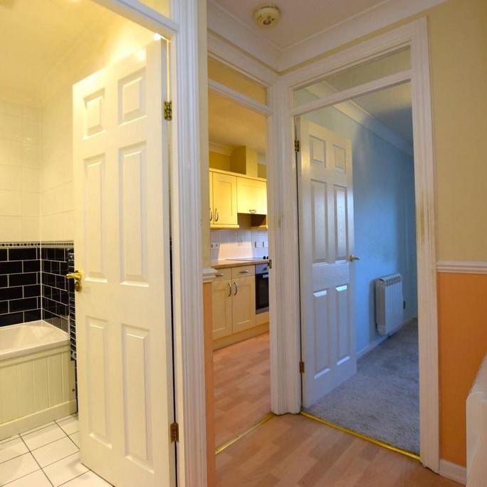 1 bedroom flat to rent - Photo 1