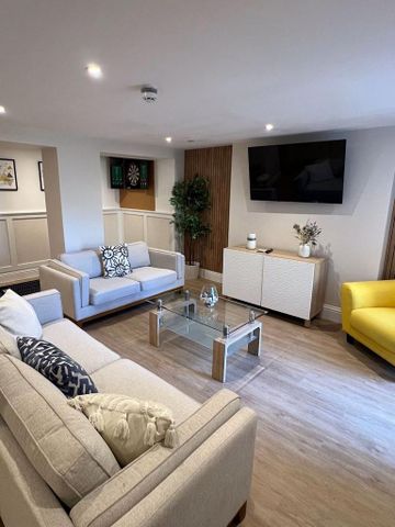 1 bedroom serviced apartment to rent - Photo 3