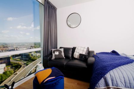 Penthouse Deluxe Studio - Photo 3