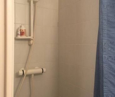 Large Room 20 M2 with private bathroom - Photo 6