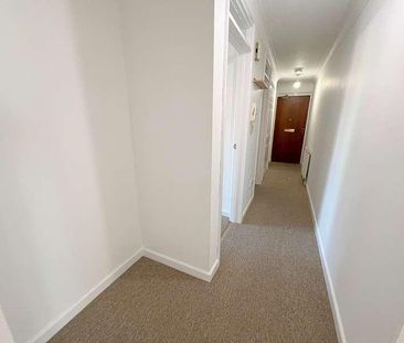 Osborne Road, New Milton, Hampshire, BH25 - Photo 4