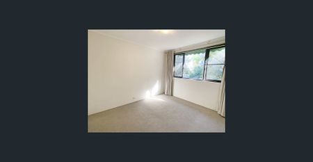 Bright & Spacious Apartment in Resort Complex - Photo 4