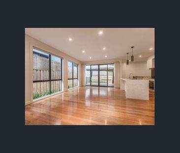 Modern bliss with sensational family versatility - Photo 1