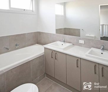 Perfectly Located - Photo 5