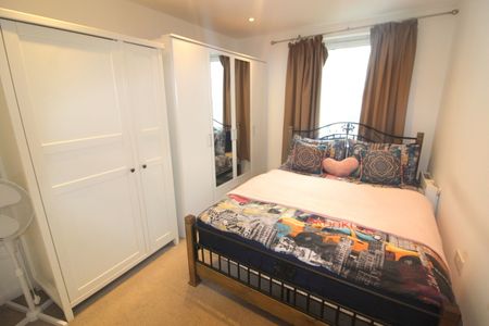 Stoke Road, Slough - Photo 2