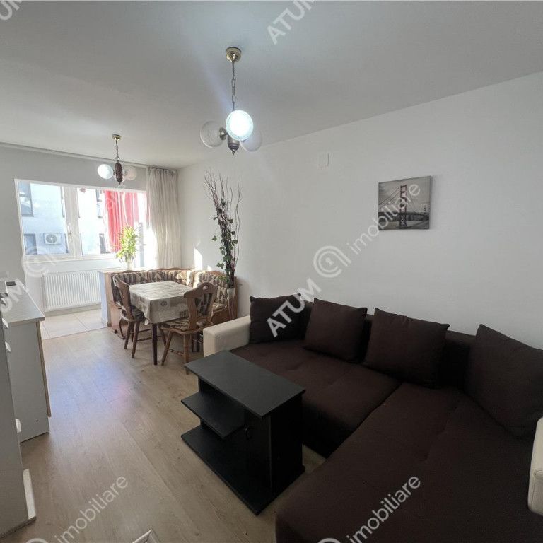 Garsoniera decomandata etaj 1 si loc de parcare zona Turniso - Fotografie 1