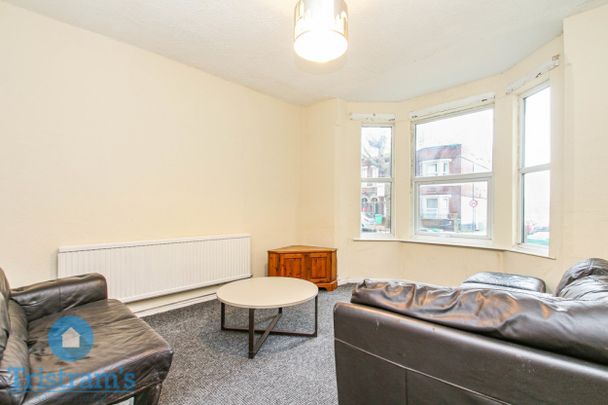 1 bed Ground Floor Flat for Rent - Photo 1