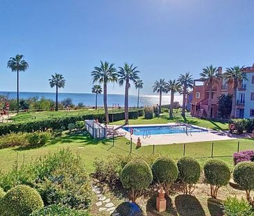 2 bedroom luxury Flat for rent in Casares, Andalusia - Photo 6