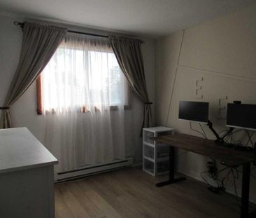 Appartement 5 1/2 à louer 1800$ - Laval Chomedey - Photo 1