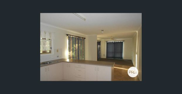 2 BEDROOM DUPLEX LIVING - Photo 1